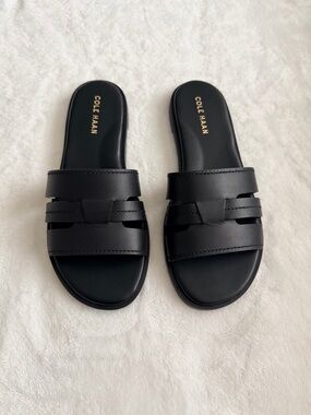 Cole Haan Flynn Black Leather Slide Sandals. New without tags